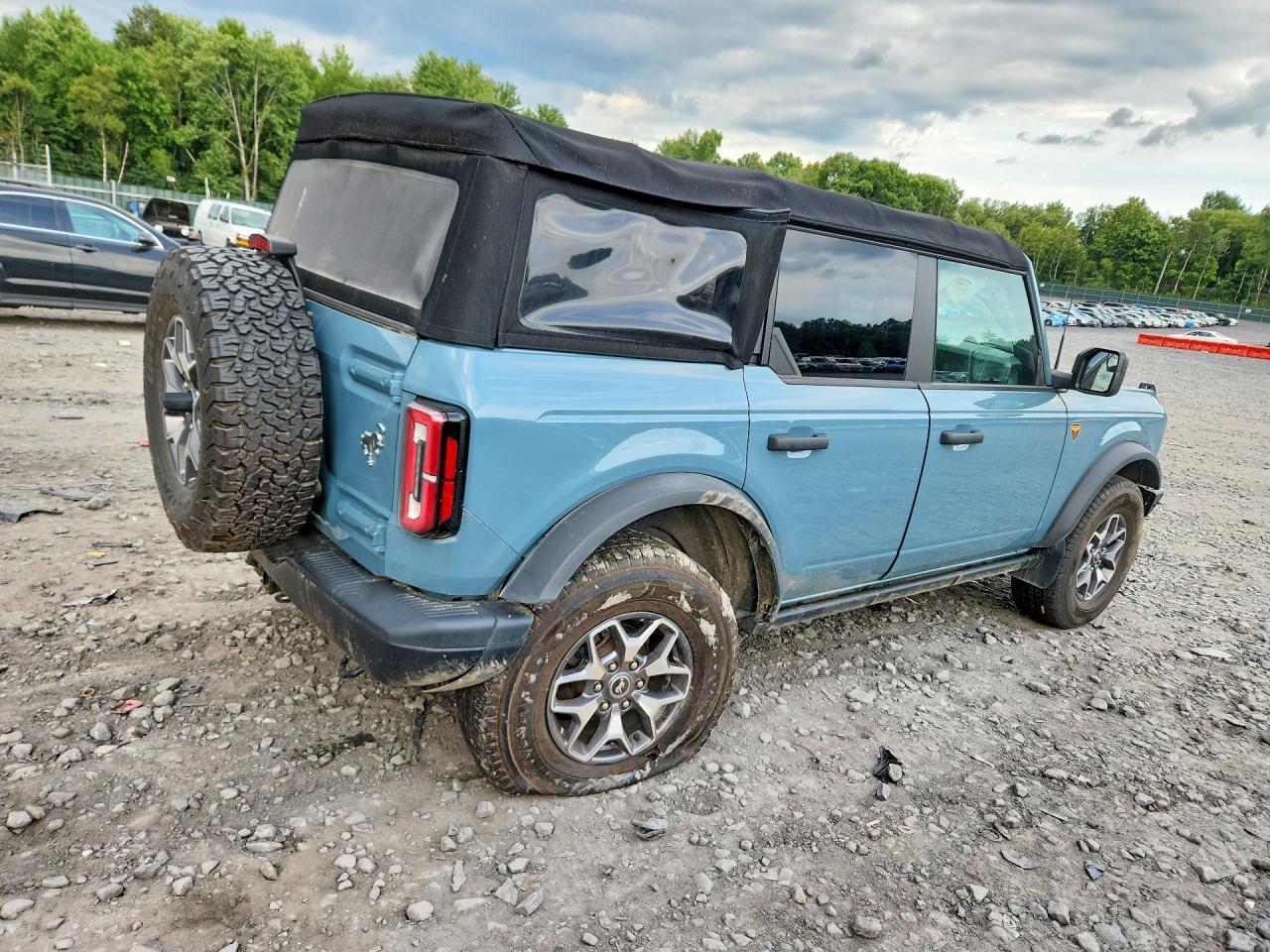 2023 Ford Bronco Base - zdjęcie 3
