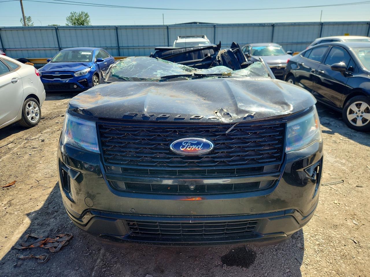 2018 Ford Explorer Sport - zdjęcie 5
