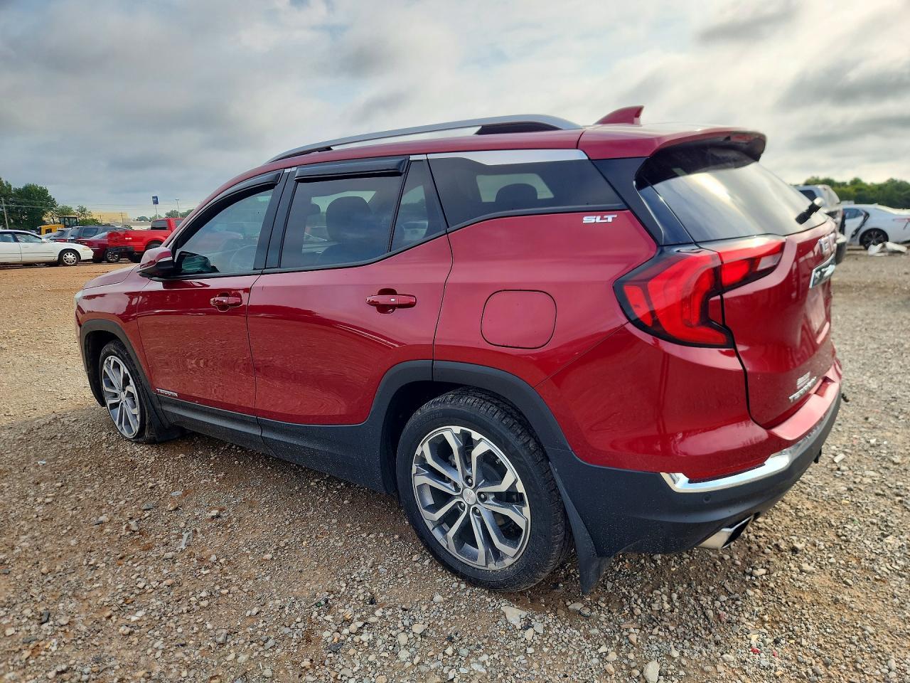 2020 GMC Terrain Slt - zdjęcie 2