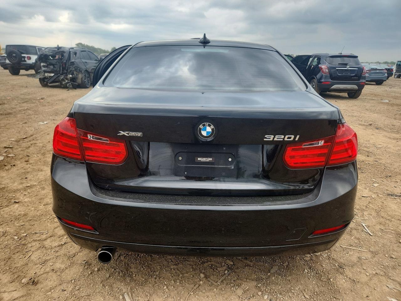2015 BMW 320 I xDrive - zdjęcie 6
