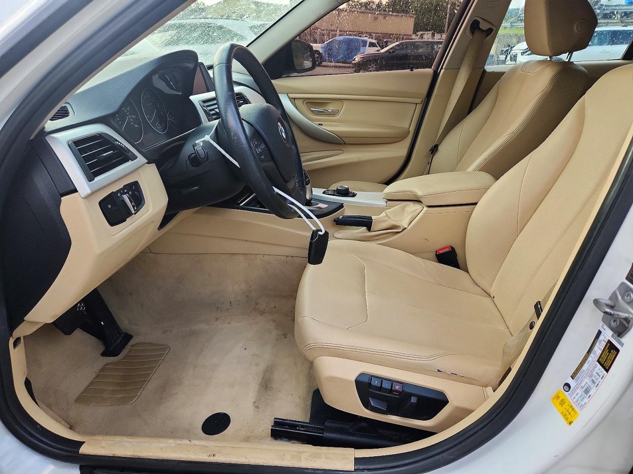 2015 BMW 320 I - zdjęcie 7