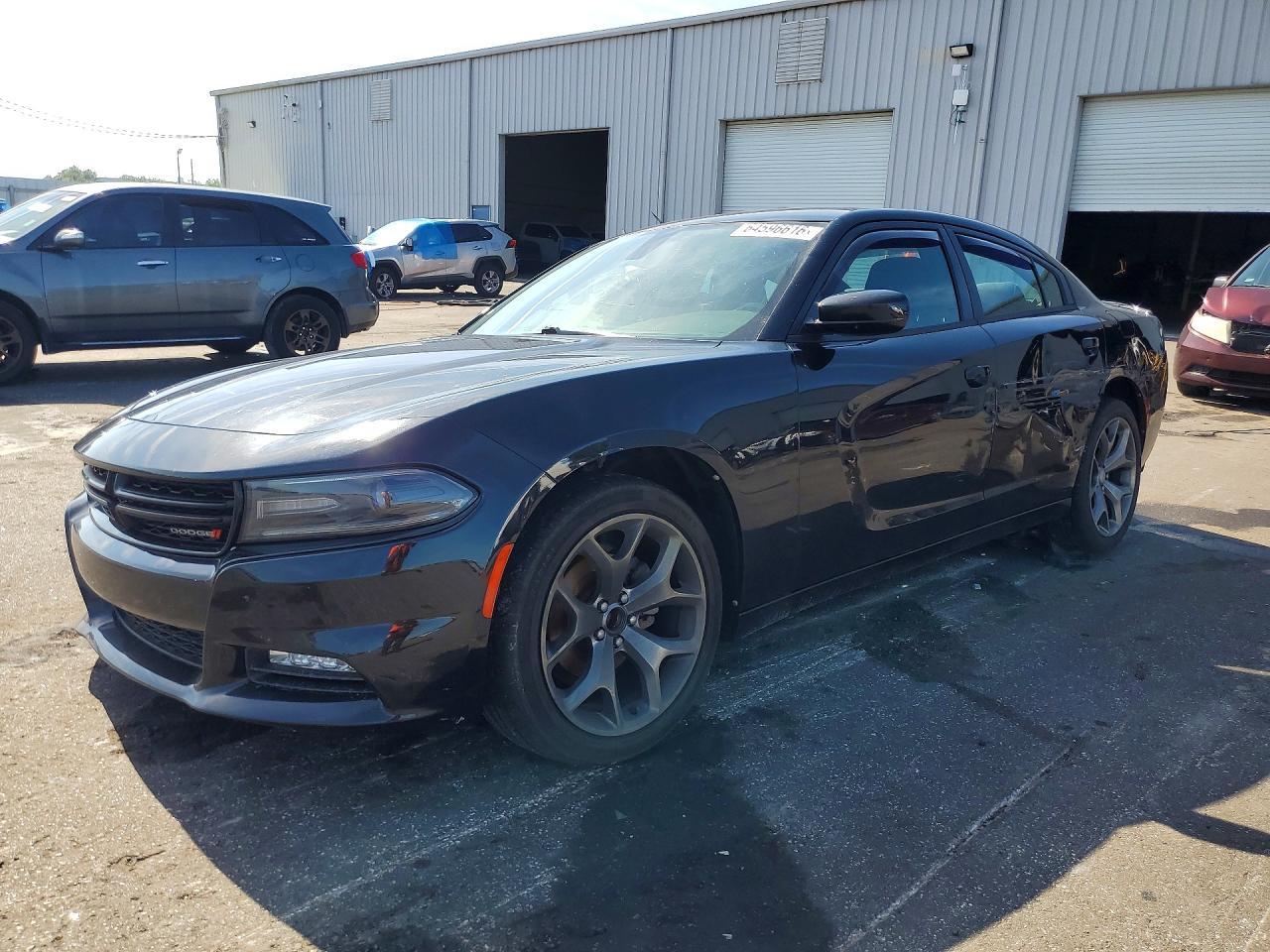 2015 Dodge Charger Sxt - zdjęcie główne