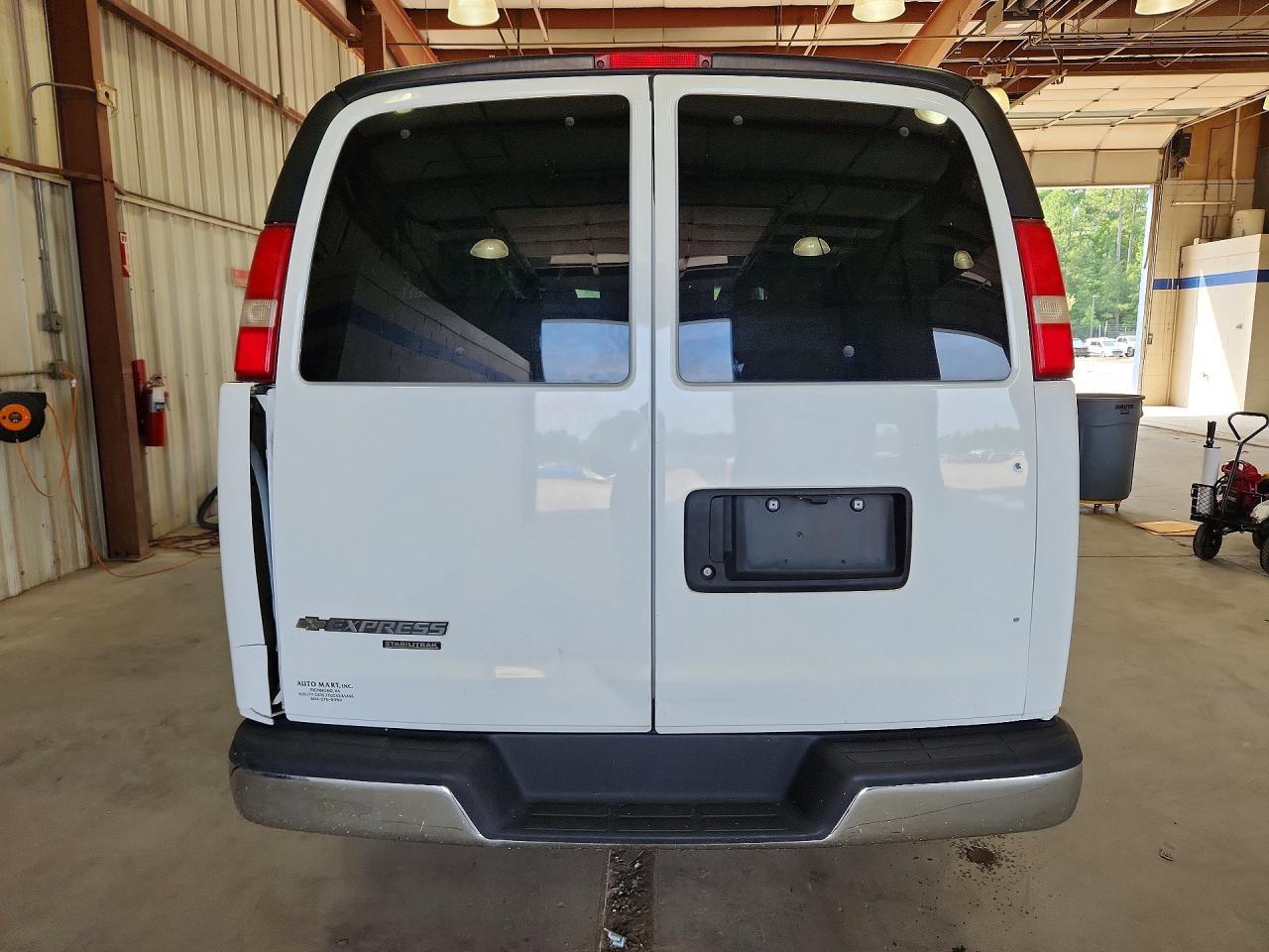 2016 Chevrolet Express G3500 Ls - zdjęcie 6