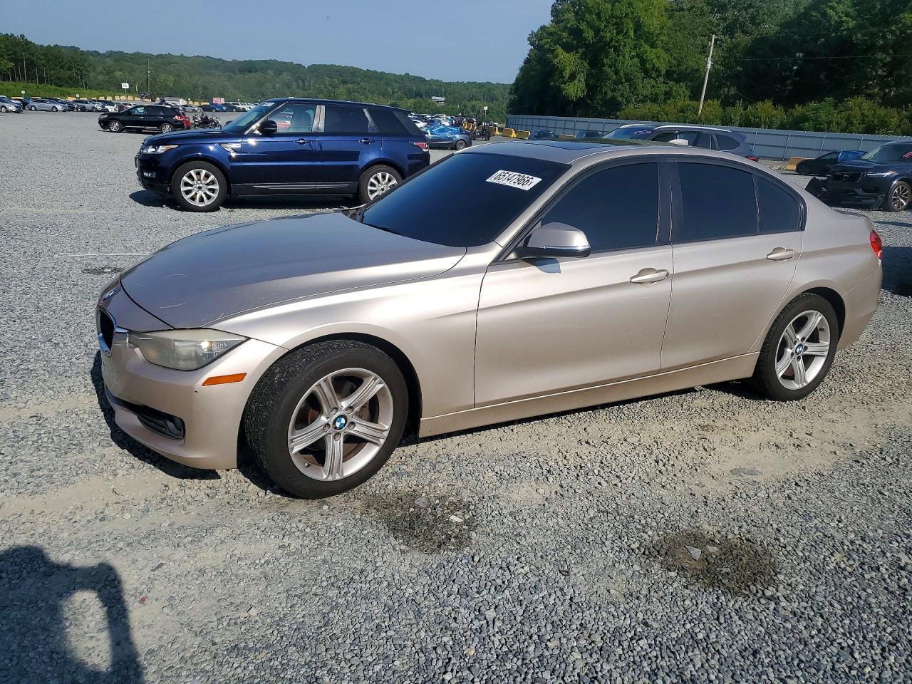 2014 BMW 320 I - zdjęcie główne