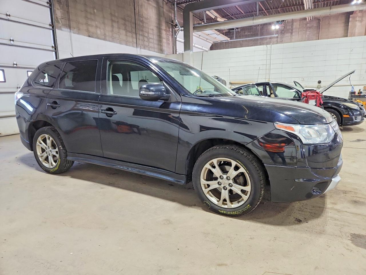 2014 Mitsubishi Outlander Se - zdjęcie 4