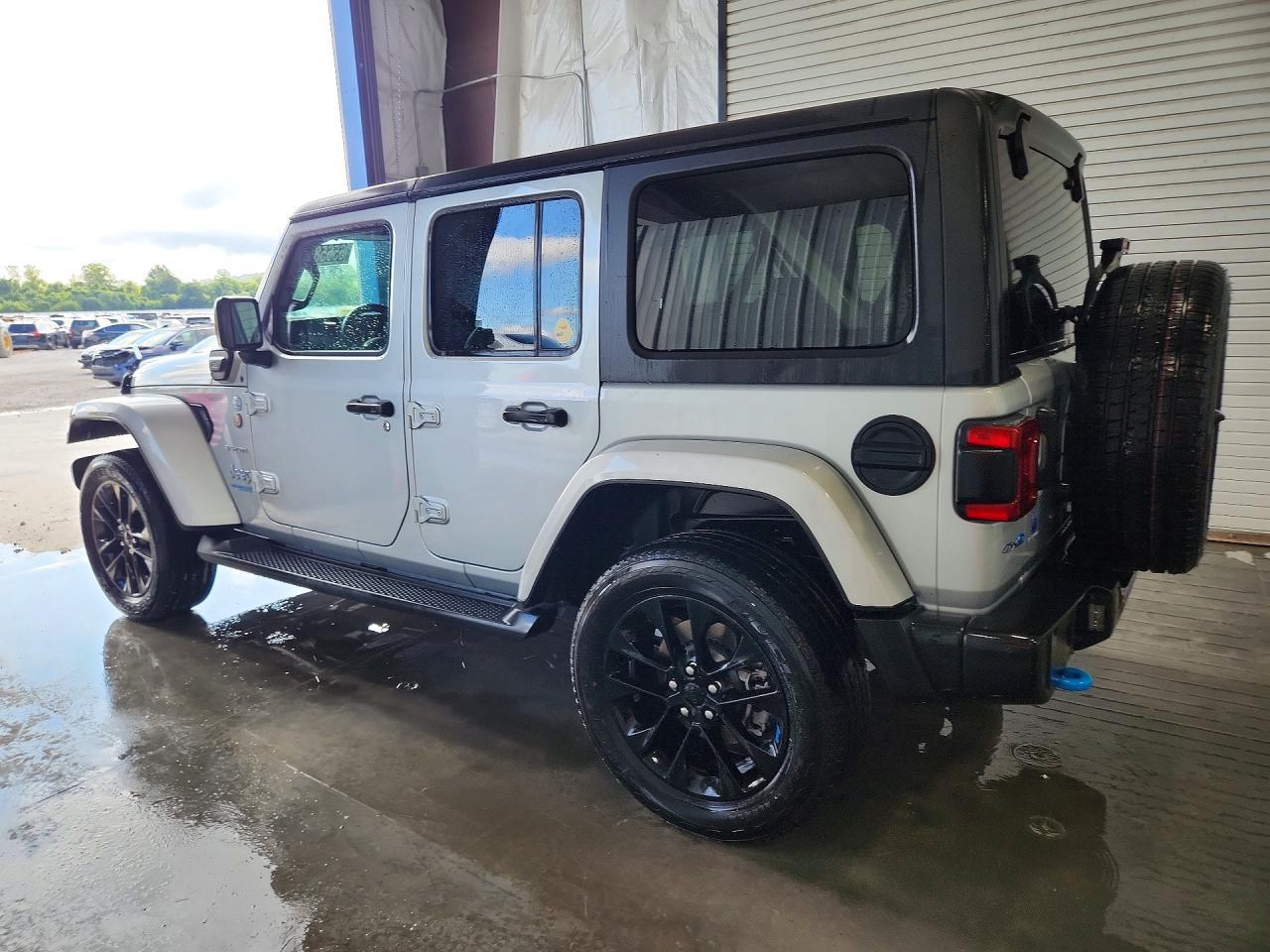 2022 Jeep Wrangler Unlimited Sahara 4Xe - zdjęcie 2