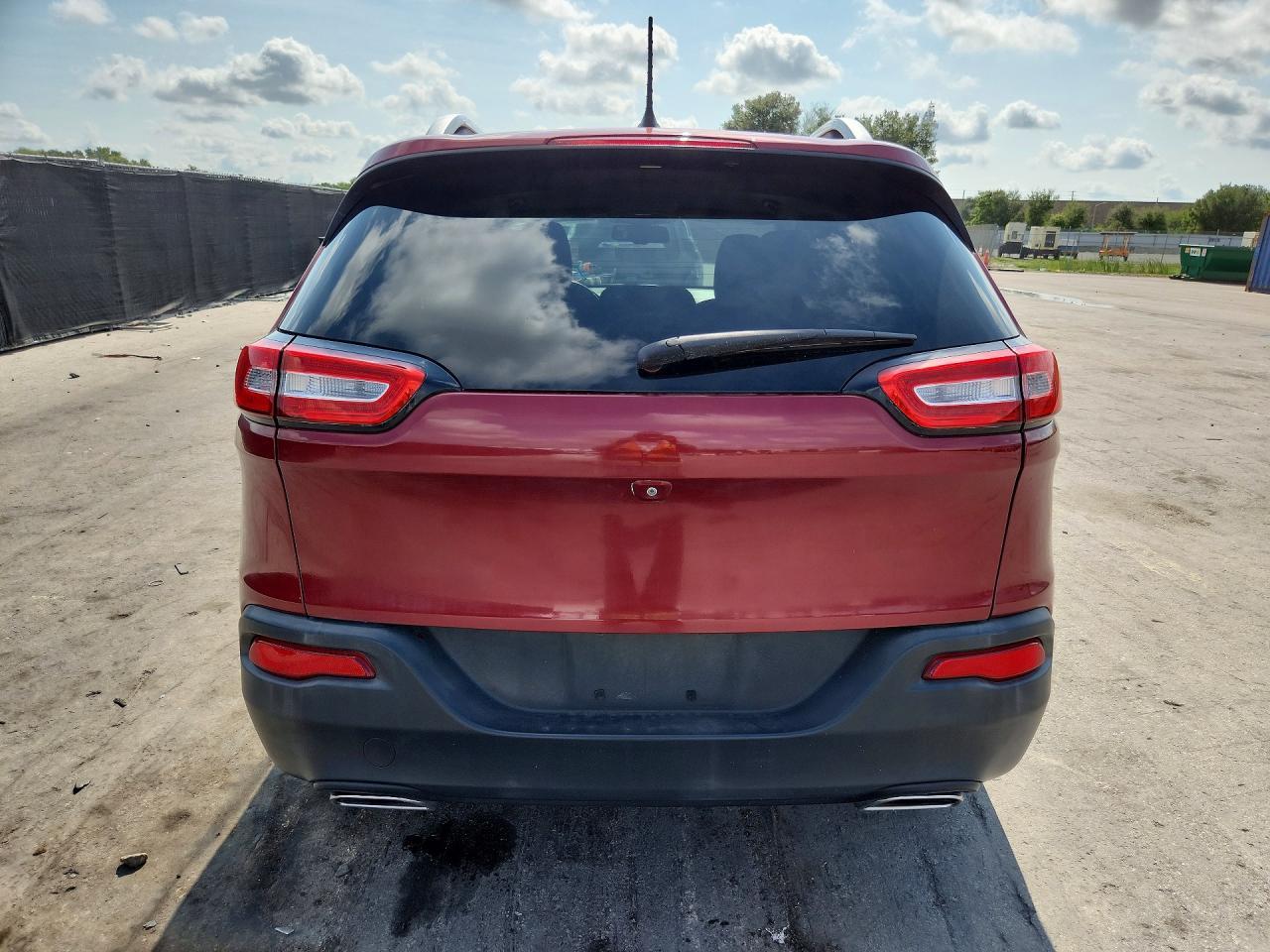 2015 Jeep Cherokee Latitude - zdjęcie 6