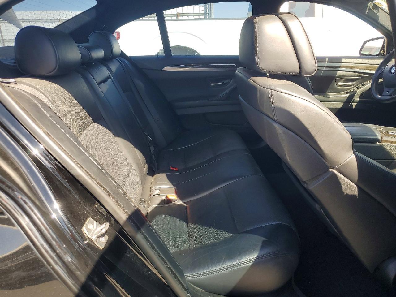 2013 BMW 550 I - zdjęcie 10