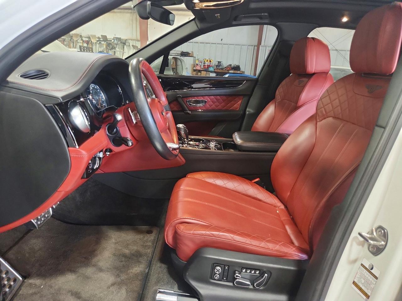 2017 Bentley Bentayga - zdjęcie 7