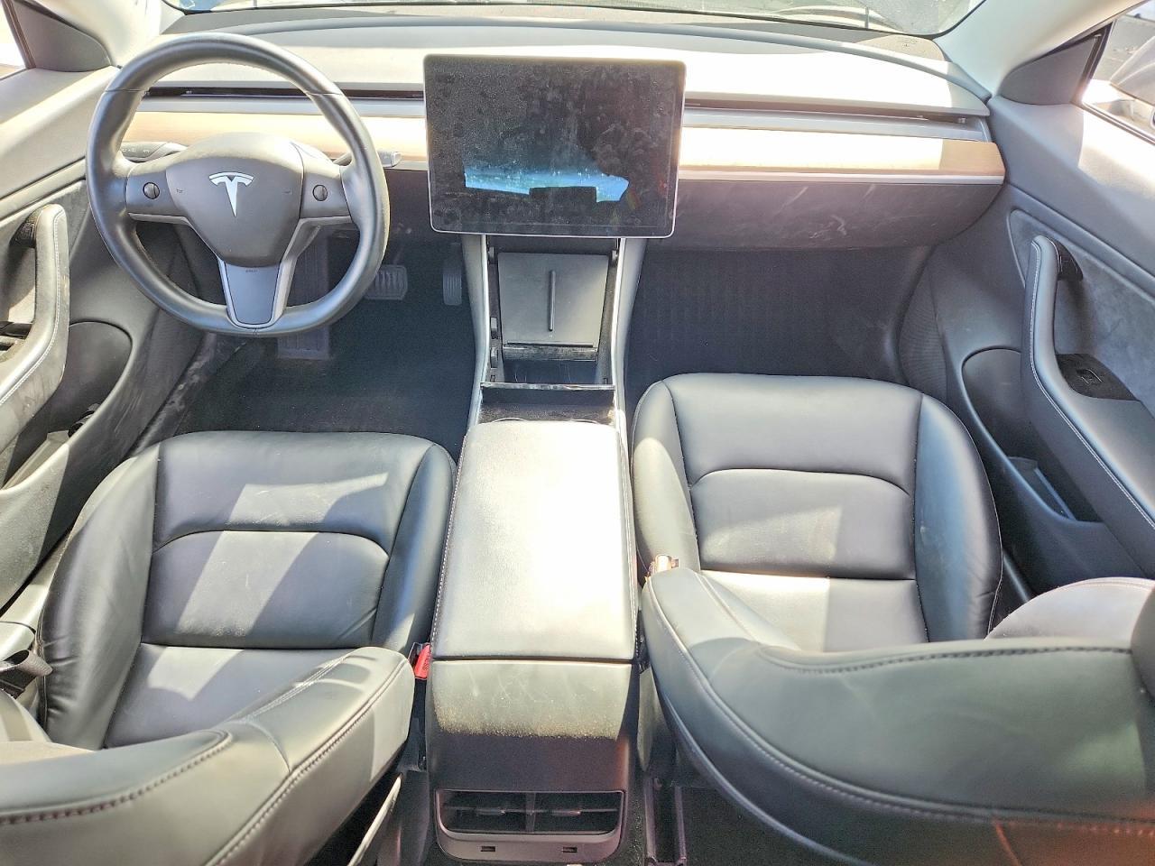 2018 Tesla Model 3 - zdjęcie 8