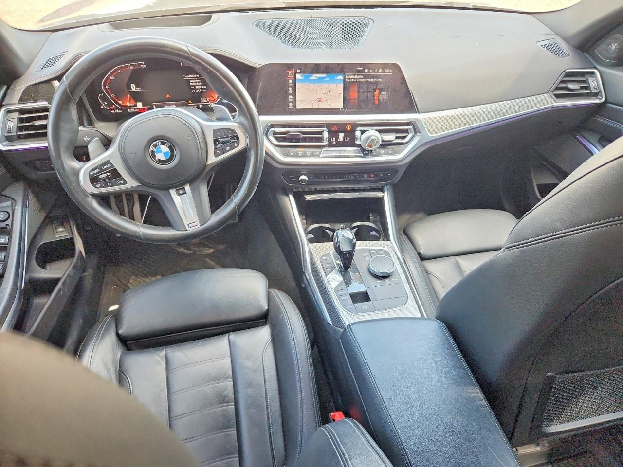 2019 BMW 330I - zdjęcie 8