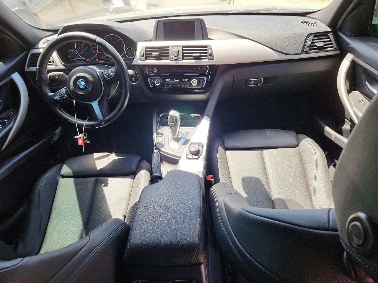 2017 BMW 320 I - zdjęcie 8