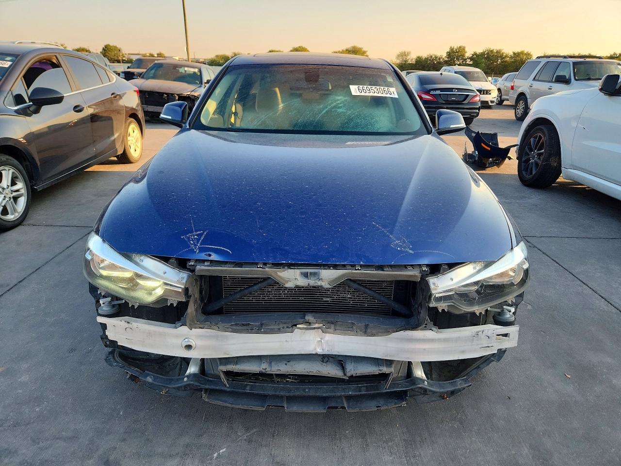 2016 BMW 320 I - zdjęcie 5