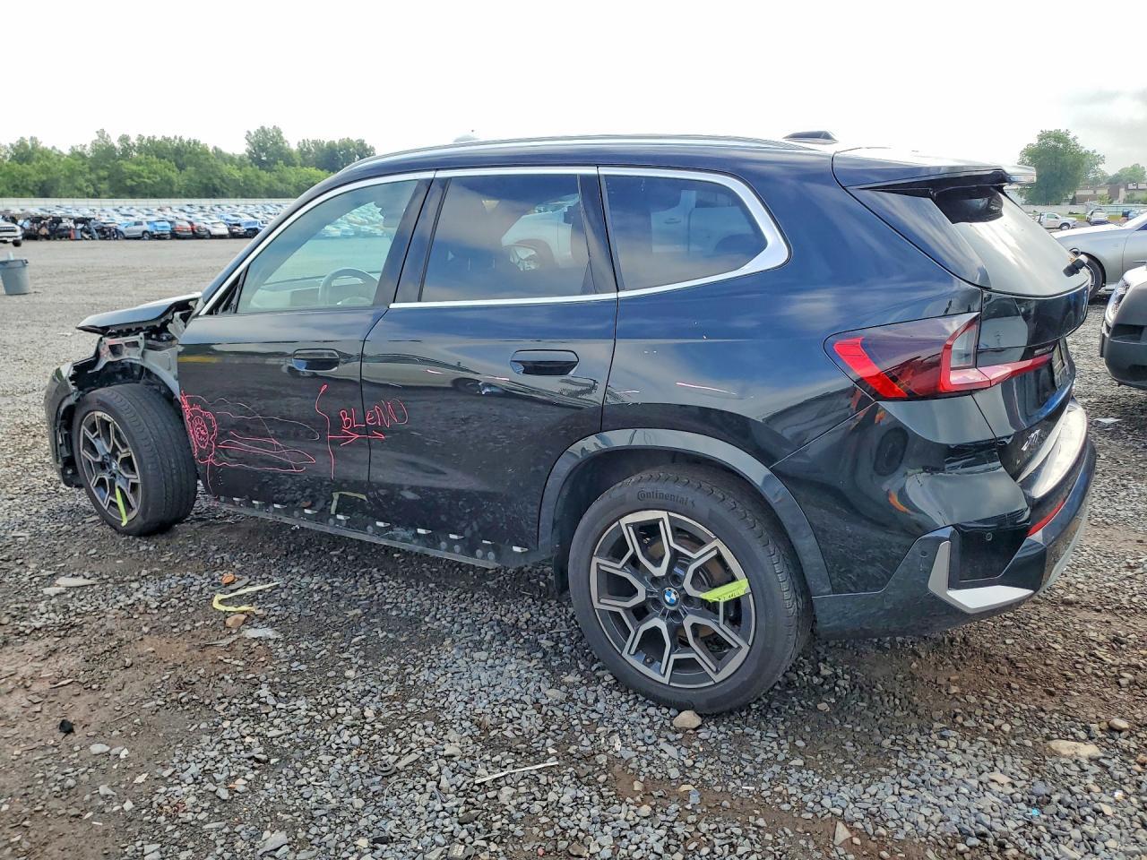 2025 BMW X1 xDrive28I - zdjęcie 2