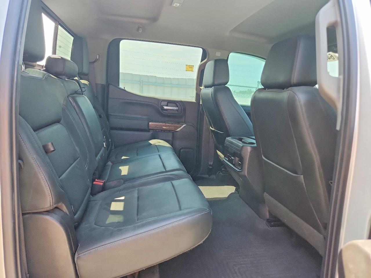 2019 Chevrolet Silverado K1500 Rst - zdjęcie 10