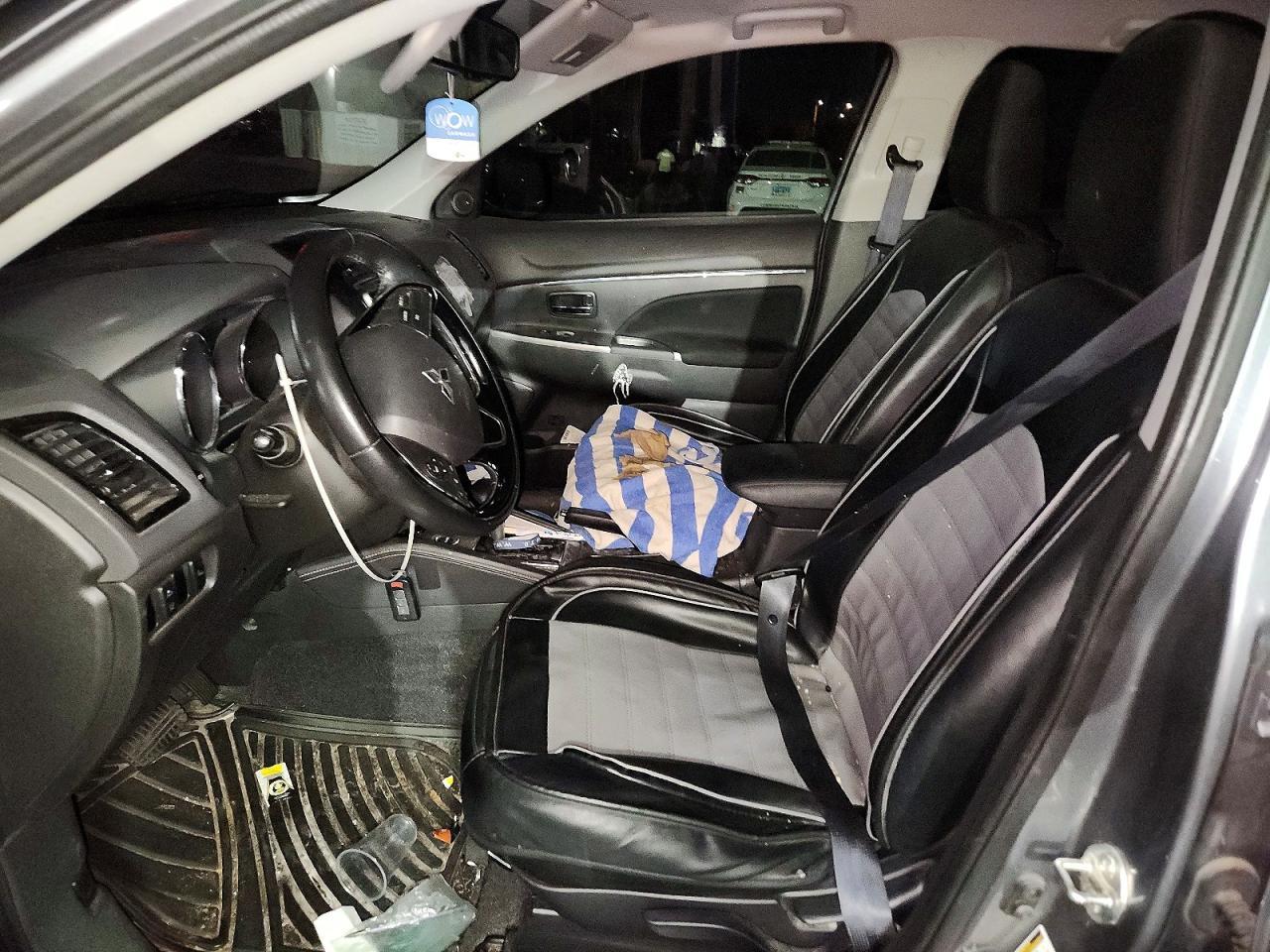 2020 Mitsubishi Outlander Sport Es - zdjęcie 7