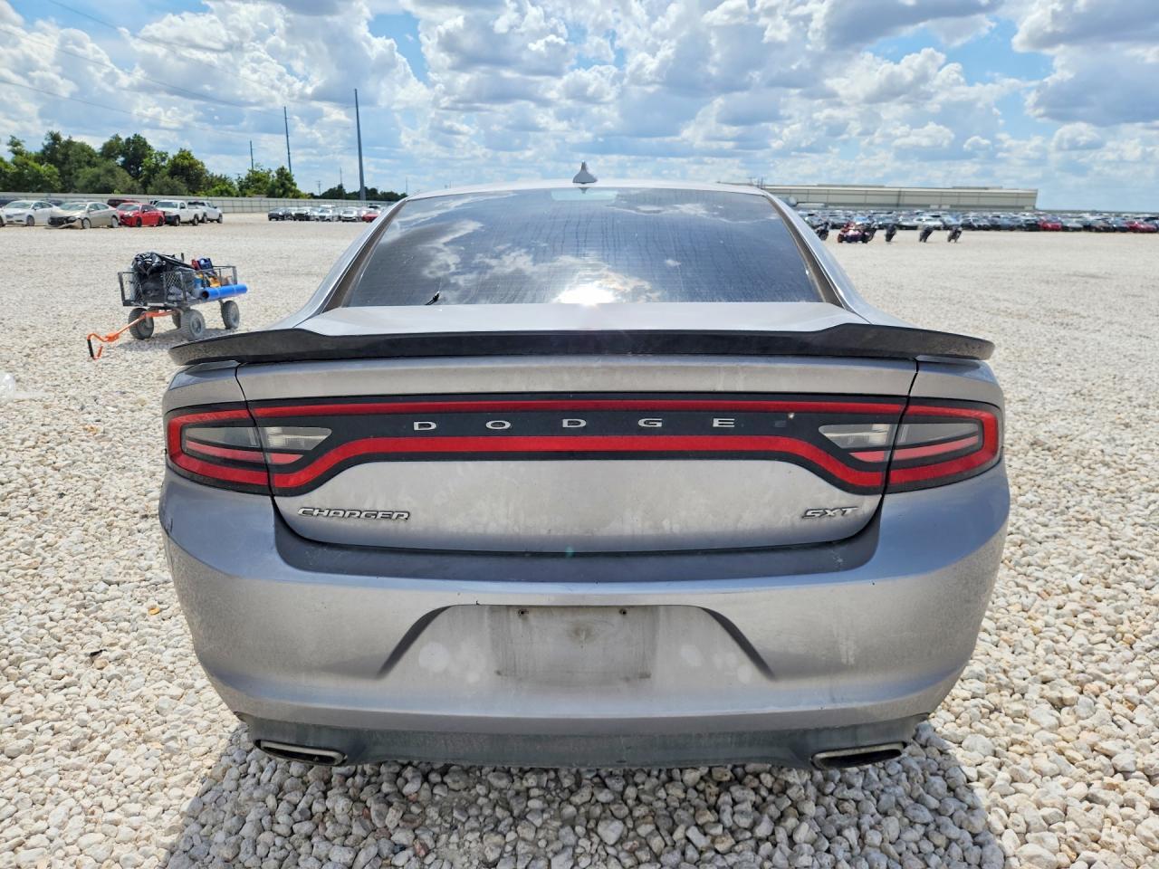 2016 Dodge Charger Sxt - zdjęcie 6