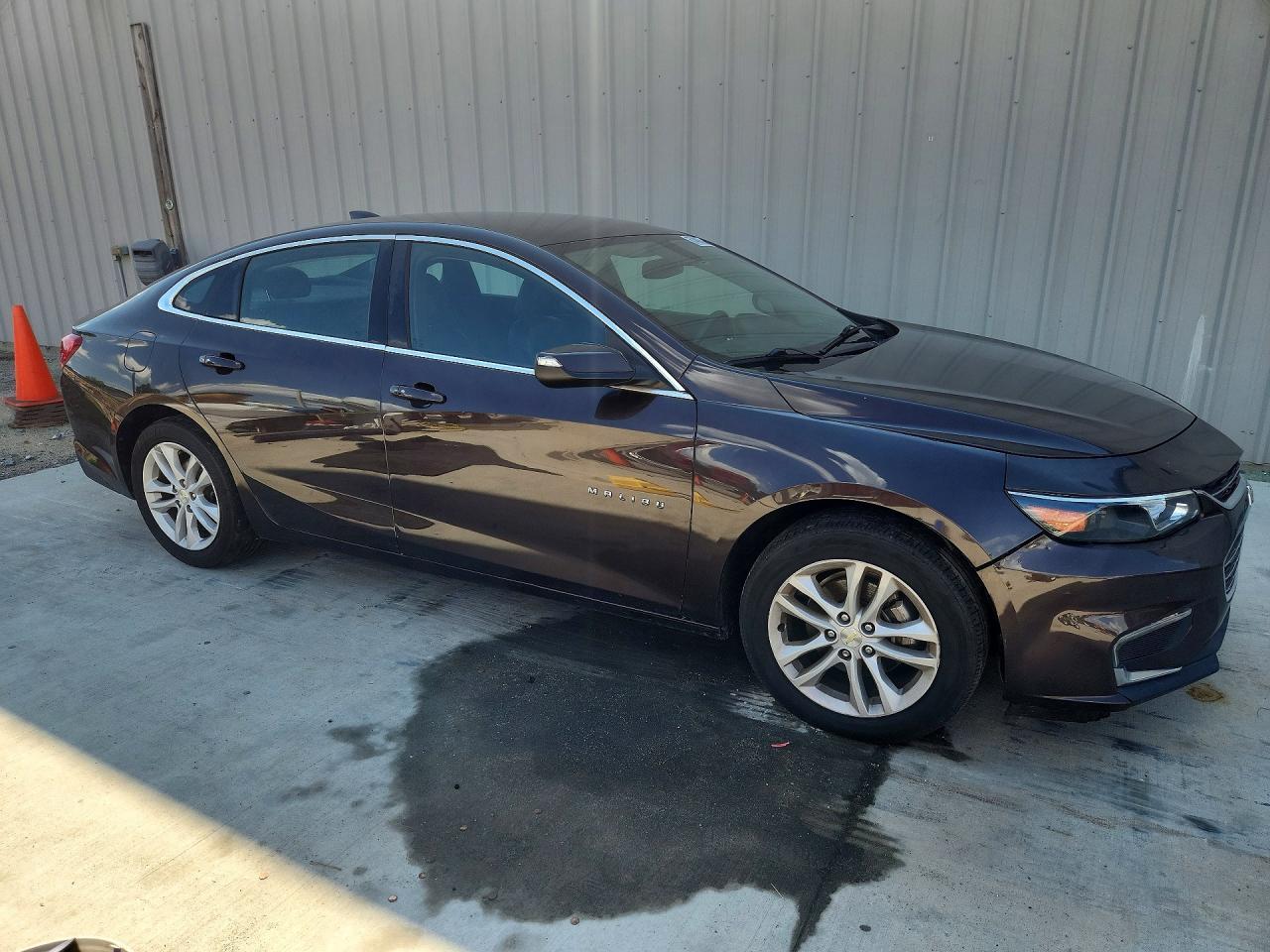 2016 Chevrolet Malibu - zdjęcie 4