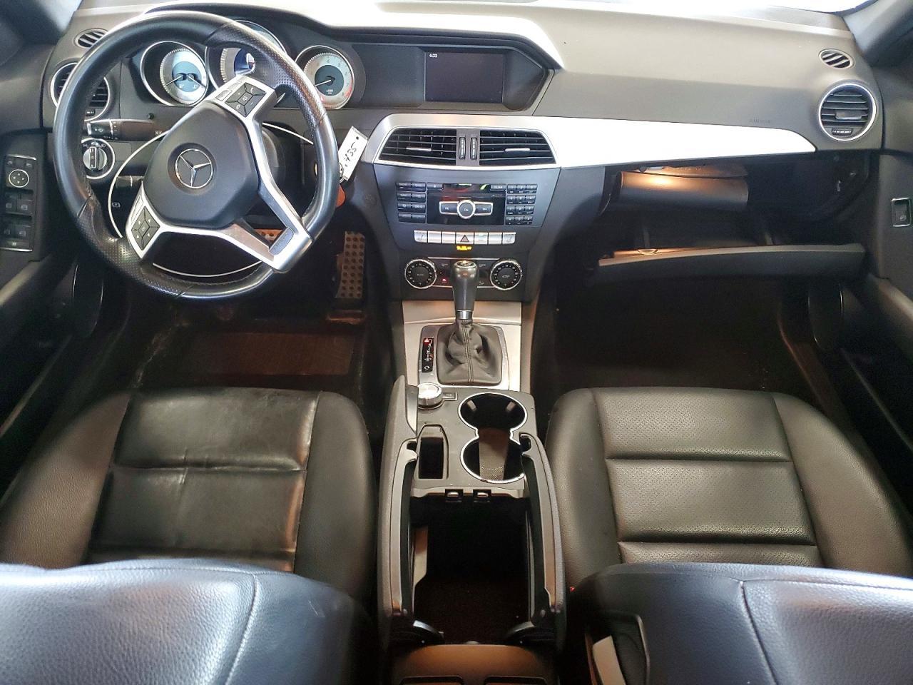 2013 Mercedes-Benz C 300 4Matic - zdjęcie 8