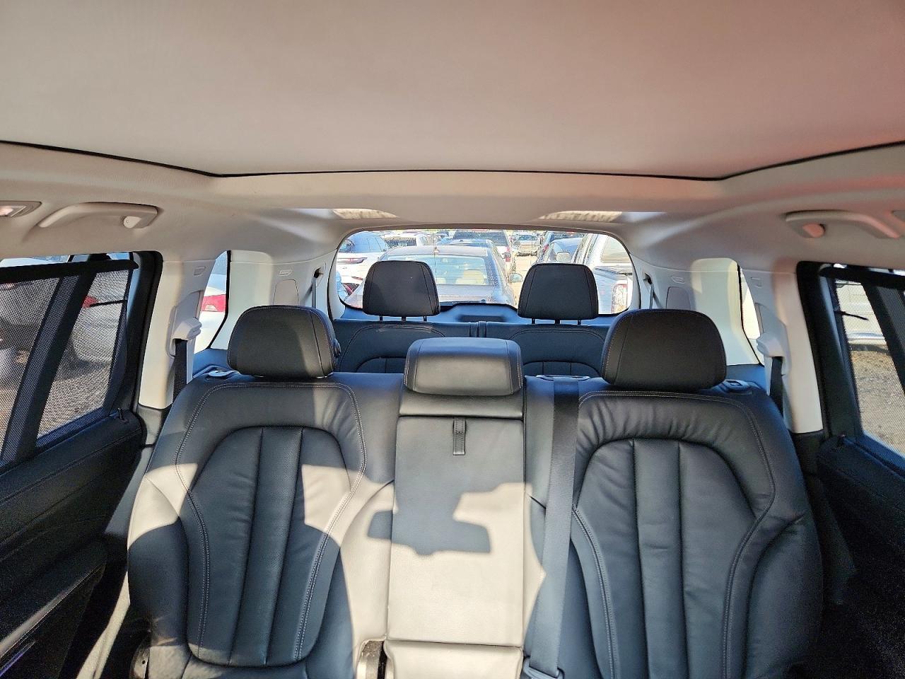 2021 BMW X7 xDrive40I - zdjęcie 10