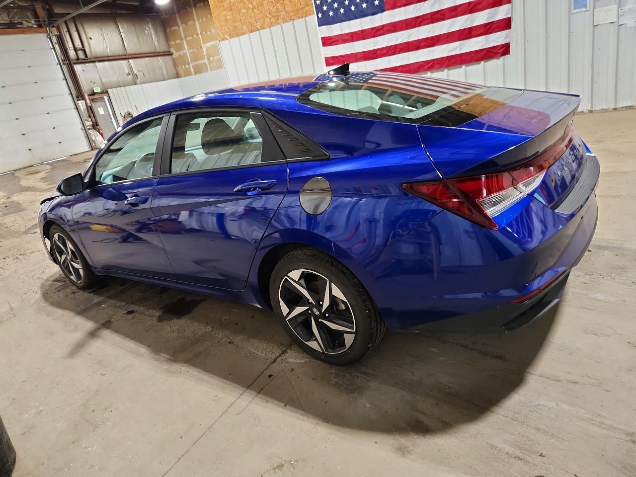 2023 Hyundai Elantra Sel - zdjęcie 2