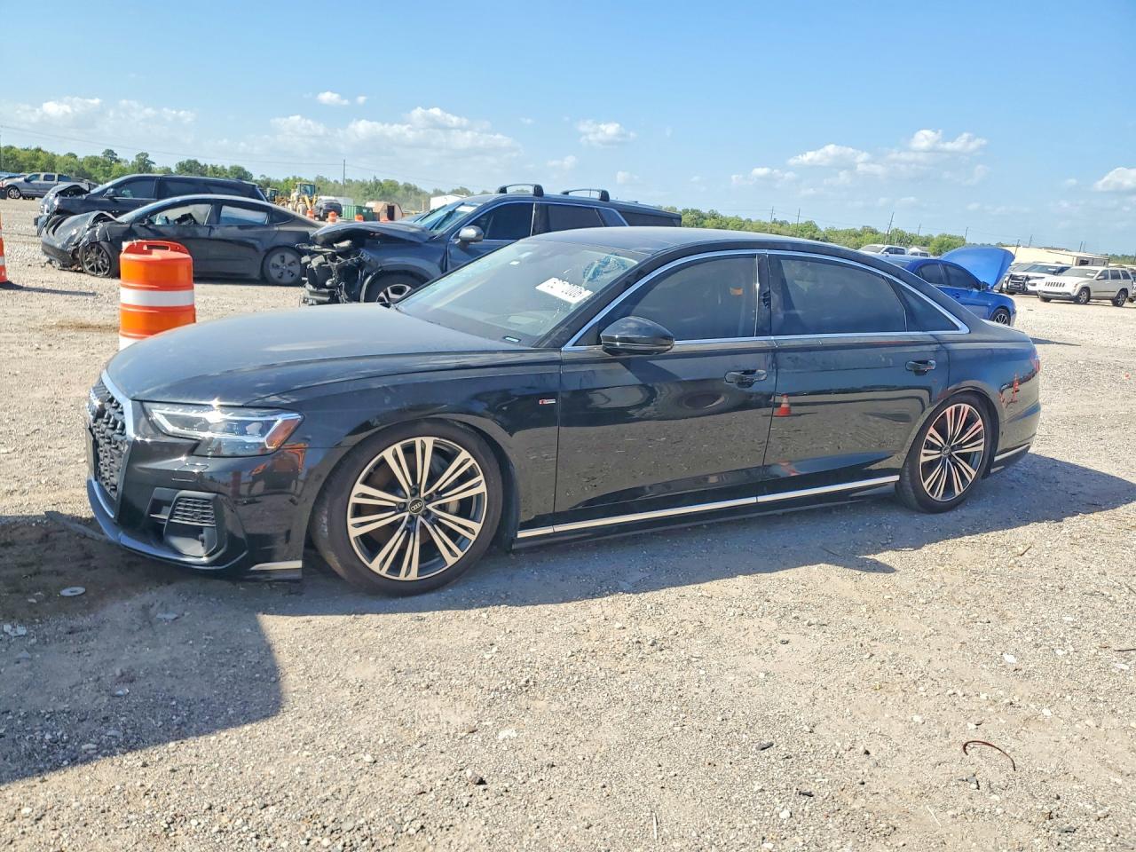 2023 Audi A8 L - zdjęcie główne