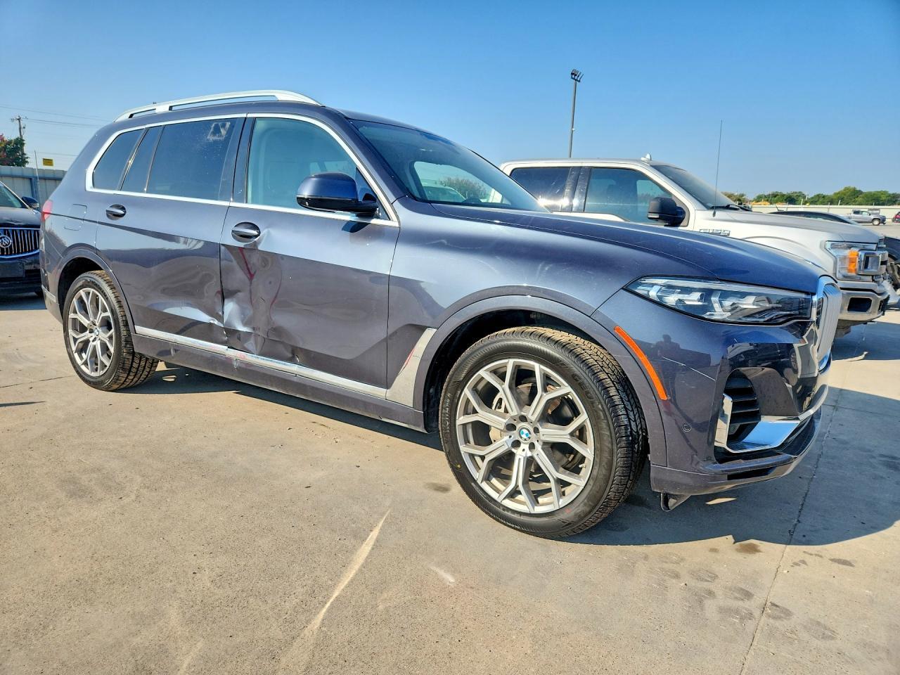 2020 BMW X7 xDrive40I - zdjęcie 4