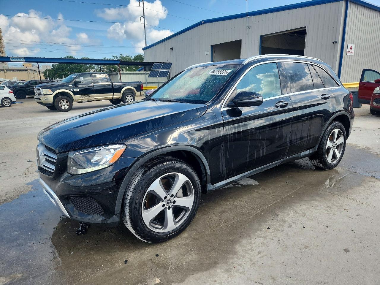 2019 Mercedes-Benz Glc 300 - zdjęcie główne