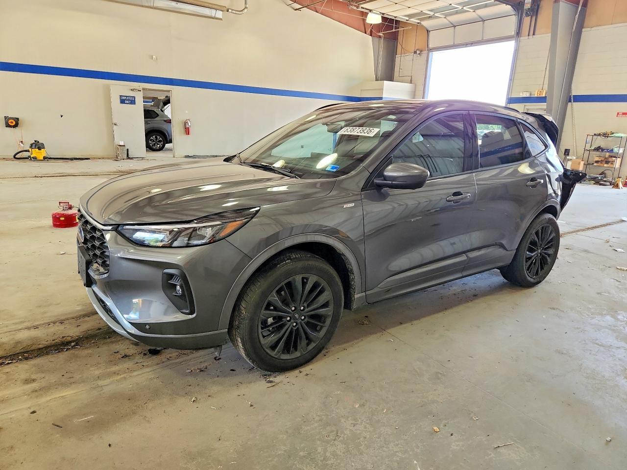 2025 Ford Escape St Line Elite - zdjęcie główne