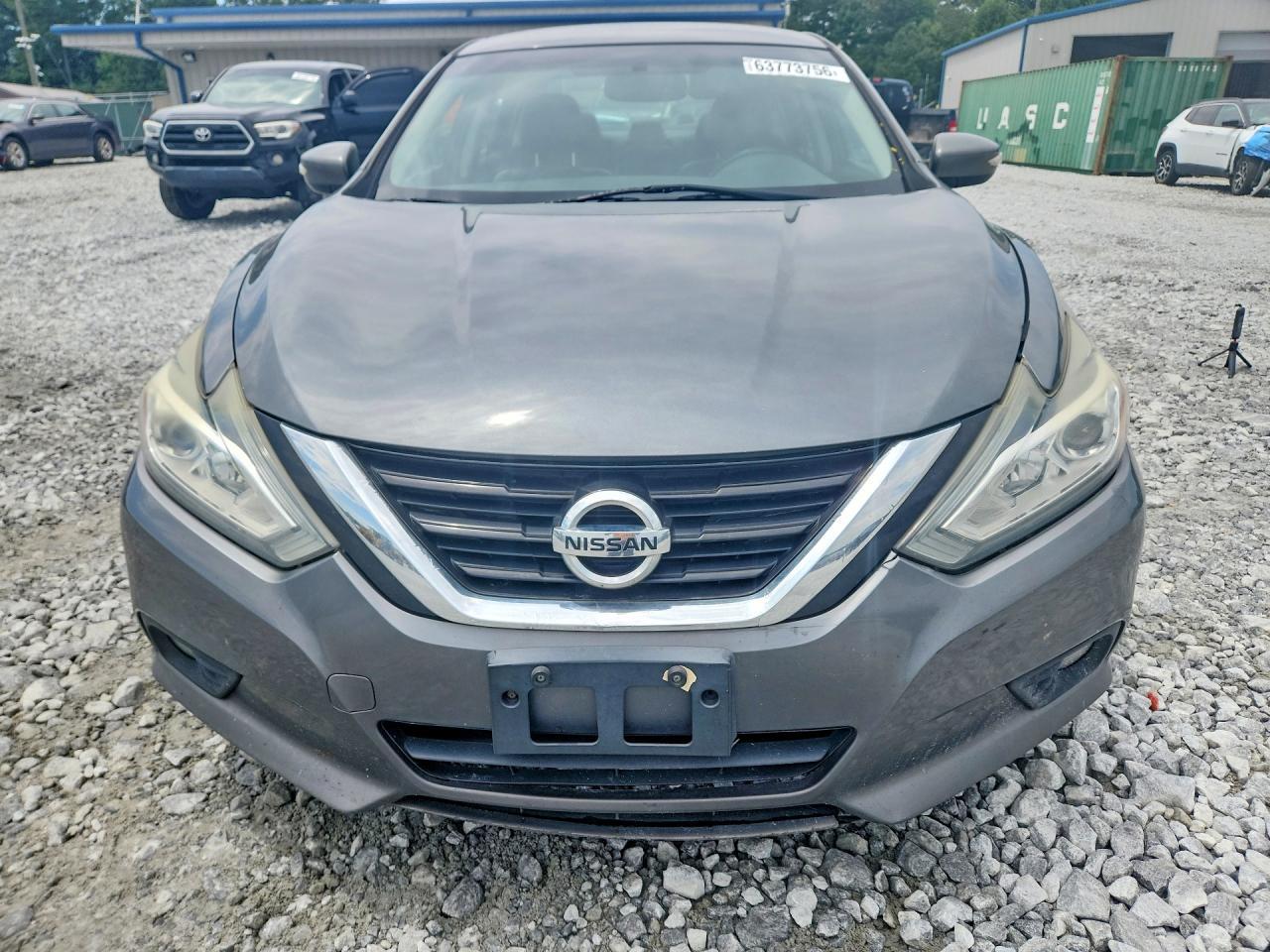 2017 Nissan Altima - zdjęcie 5