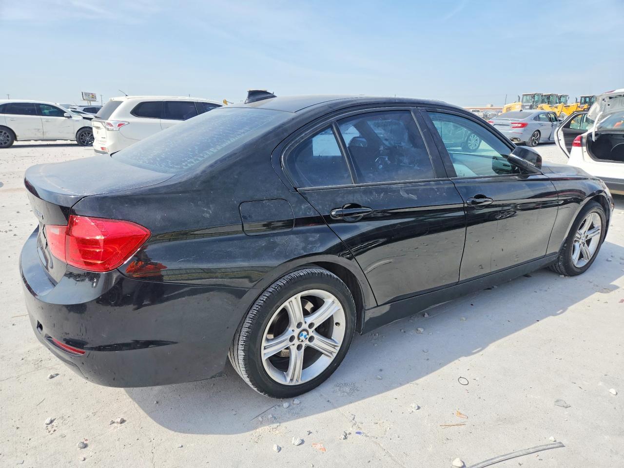 2013 BMW 328 I - zdjęcie 3