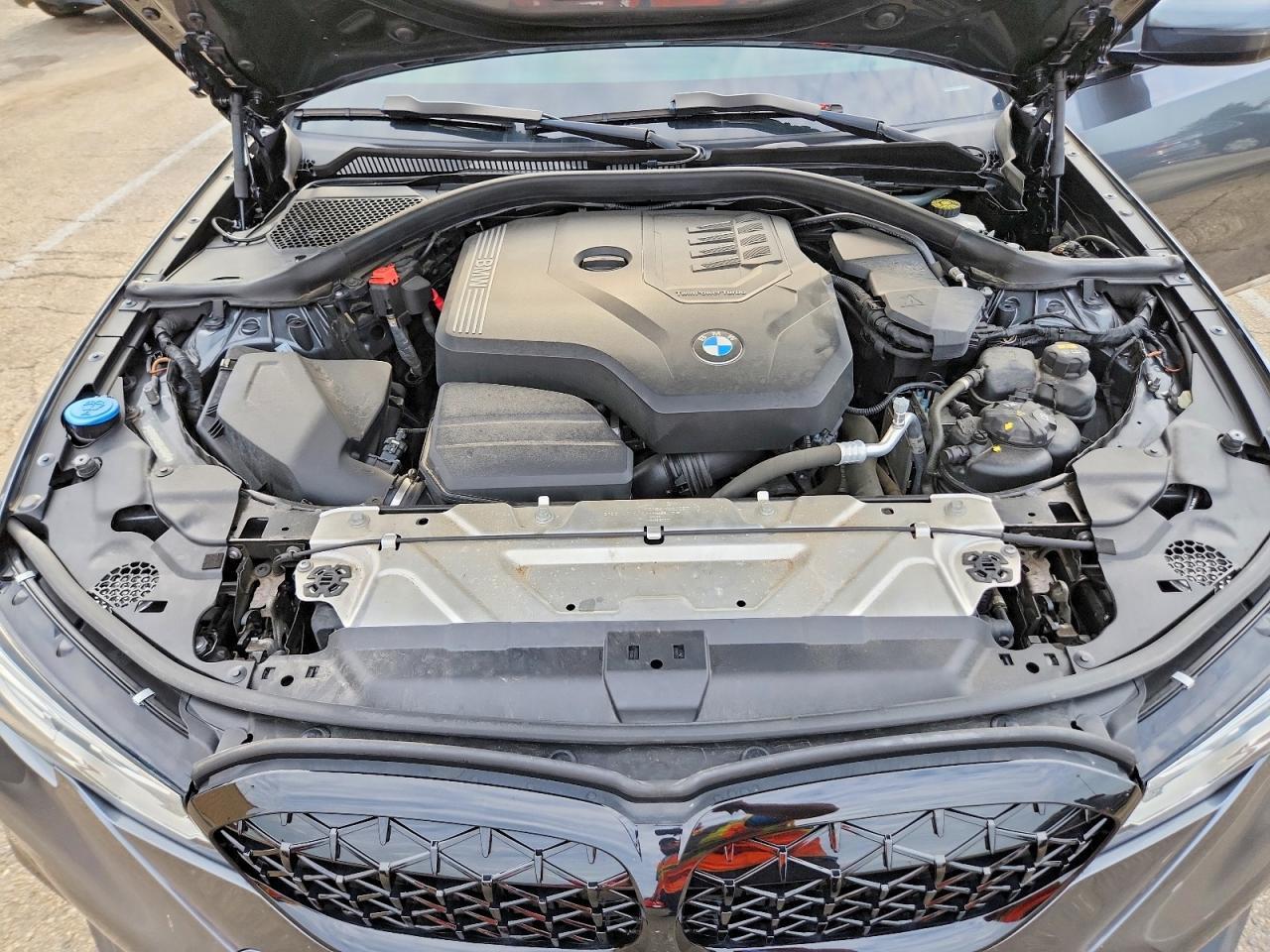2019 BMW Seria 3 330i - zdjęcie 11