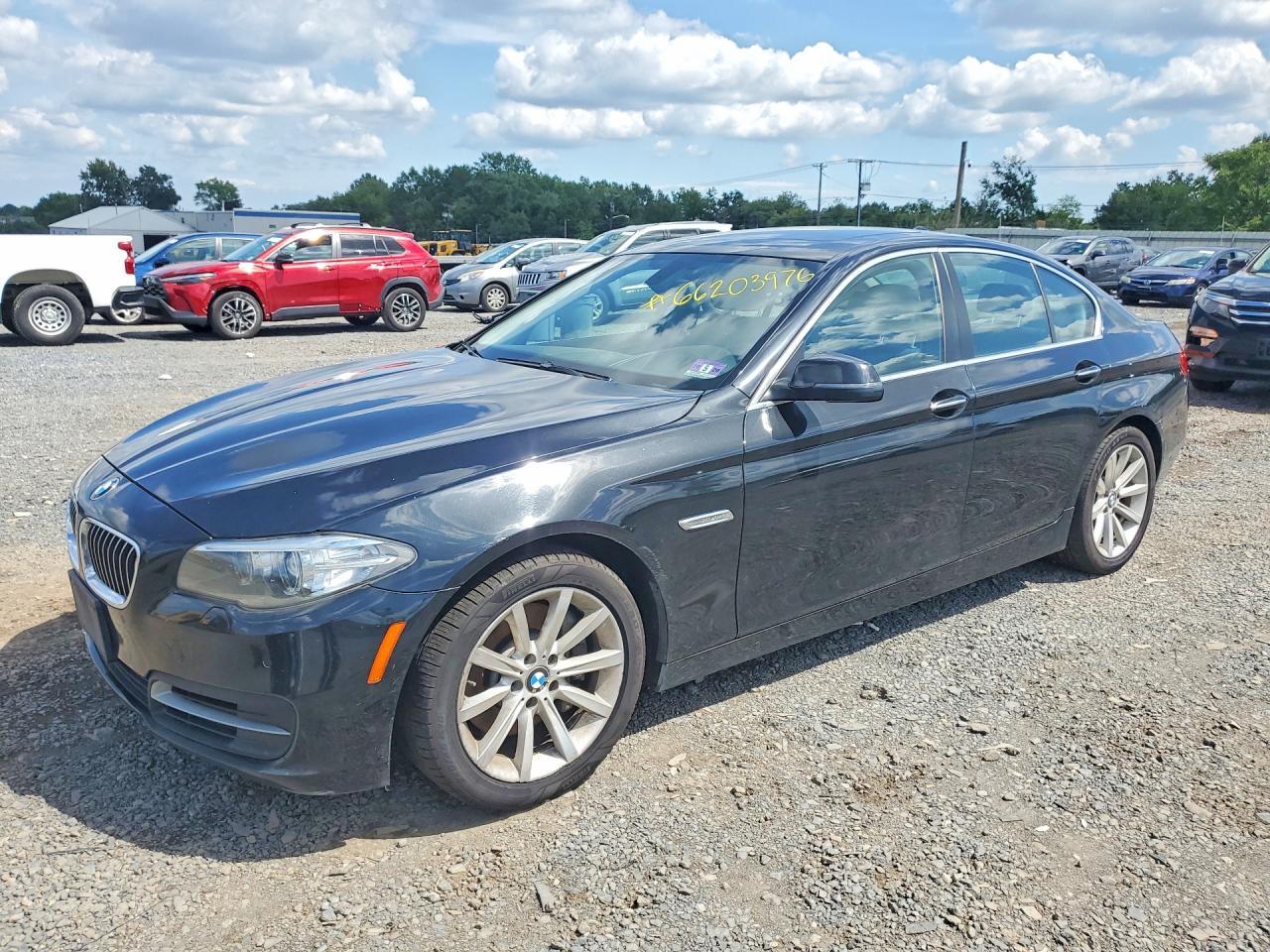 2014 BMW 5 Series - zdjęcie główne