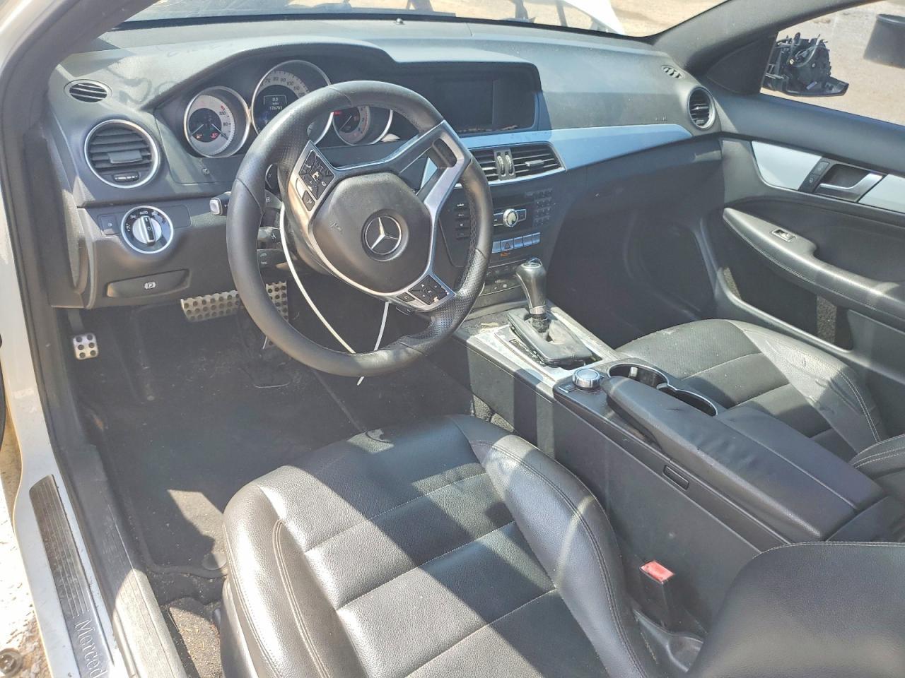 2015 Mercedes-Benz C 250 - zdjęcie 8
