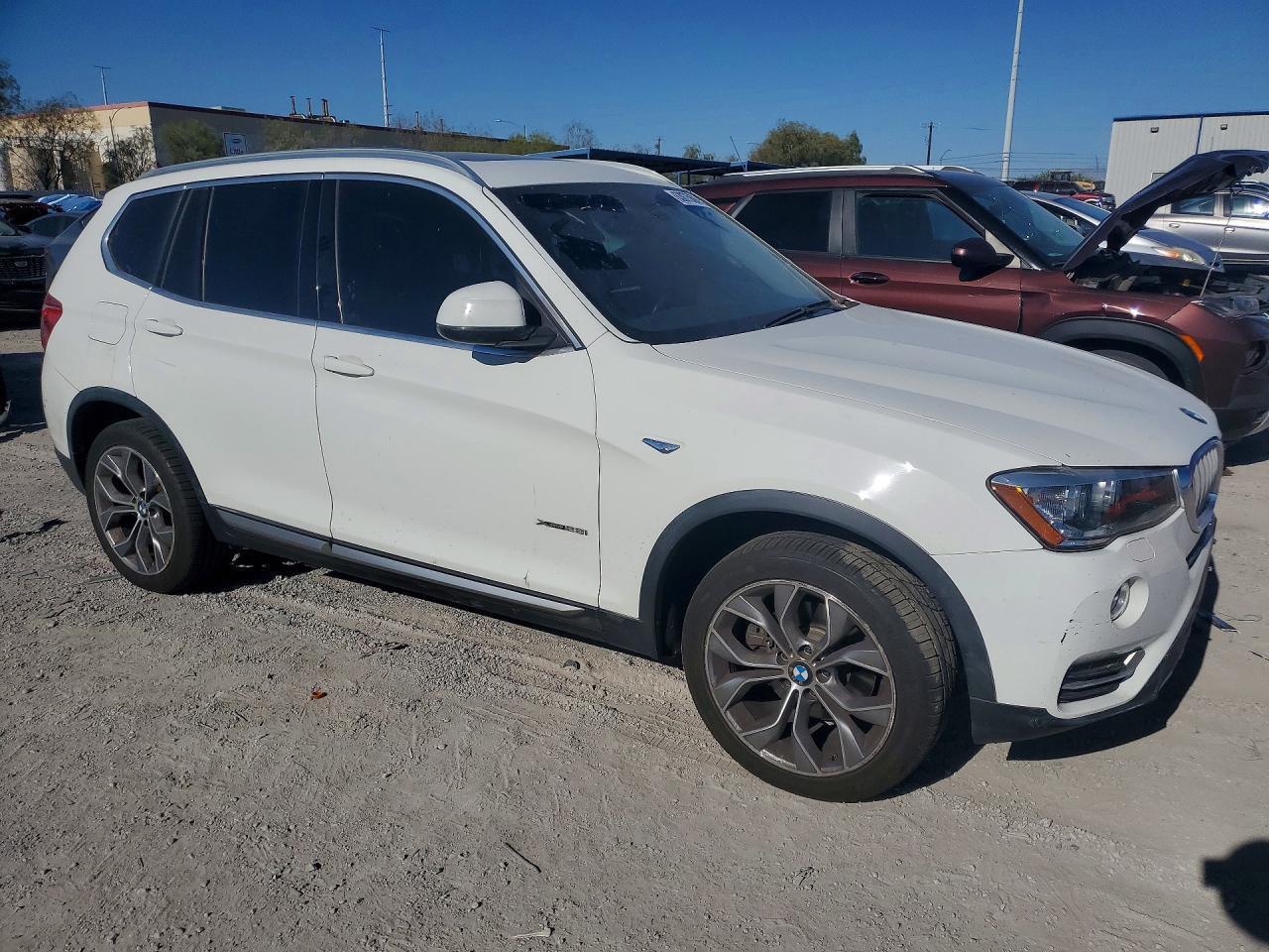 2015 BMW X3 xDrive28I - zdjęcie 4