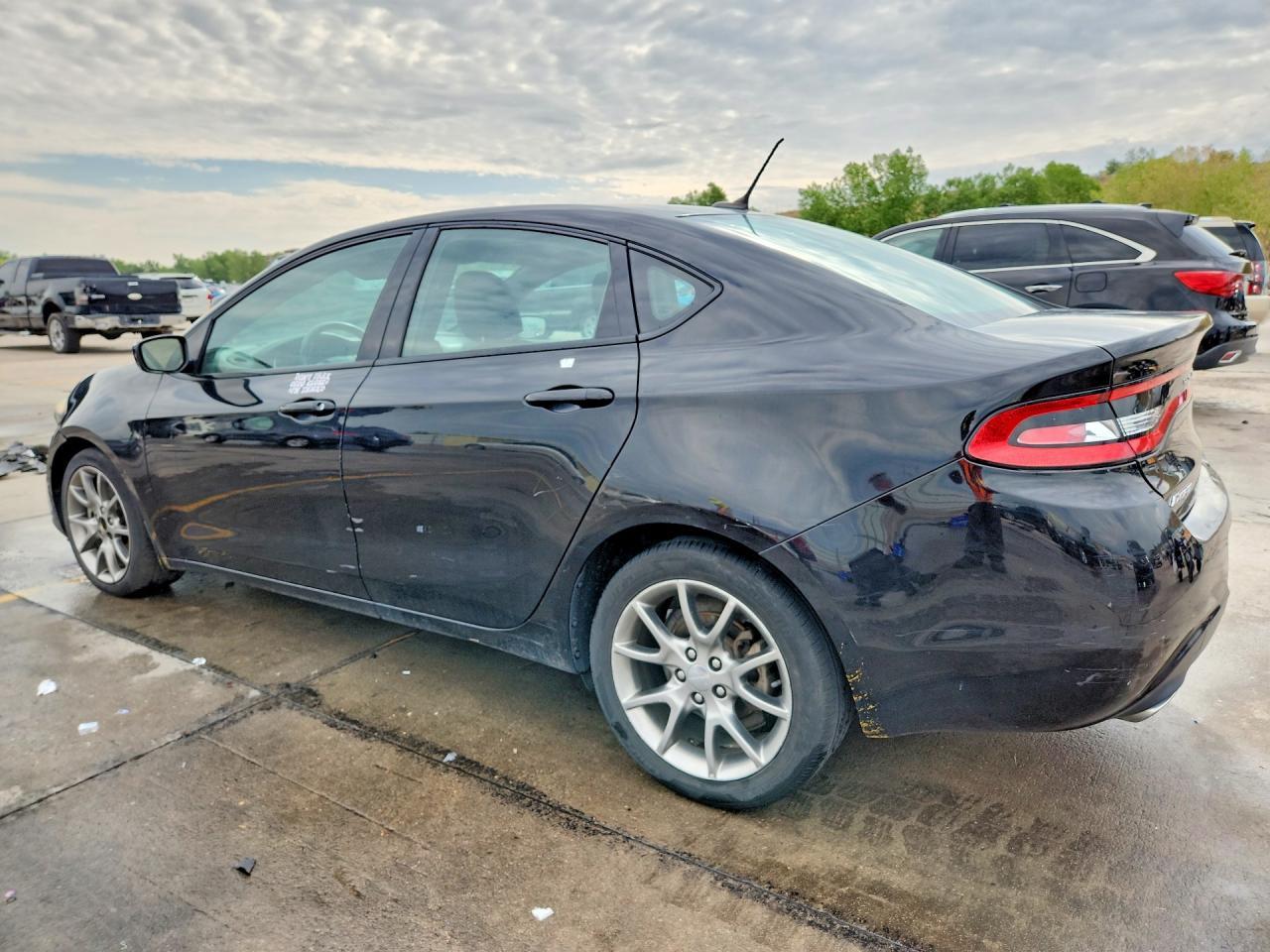 2014 Dodge Dart Sxt - zdjęcie 2