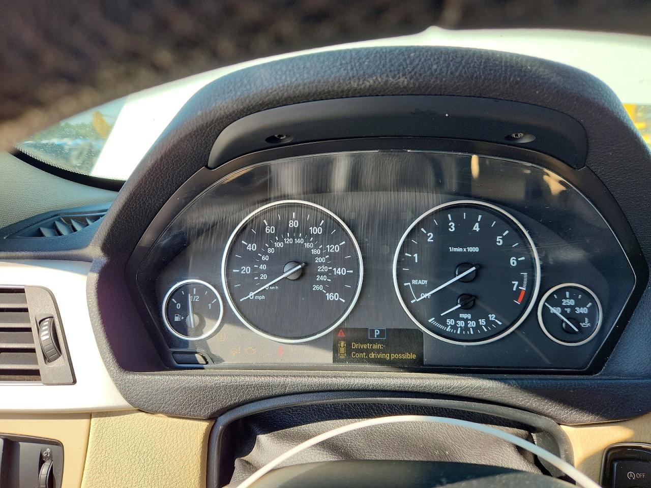 2013 BMW 320 I - zdjęcie 9