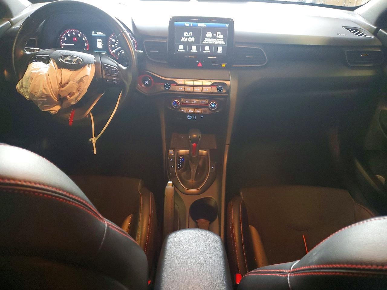 2019 Hyundai Veloster 2.0L Premium - zdjęcie 8