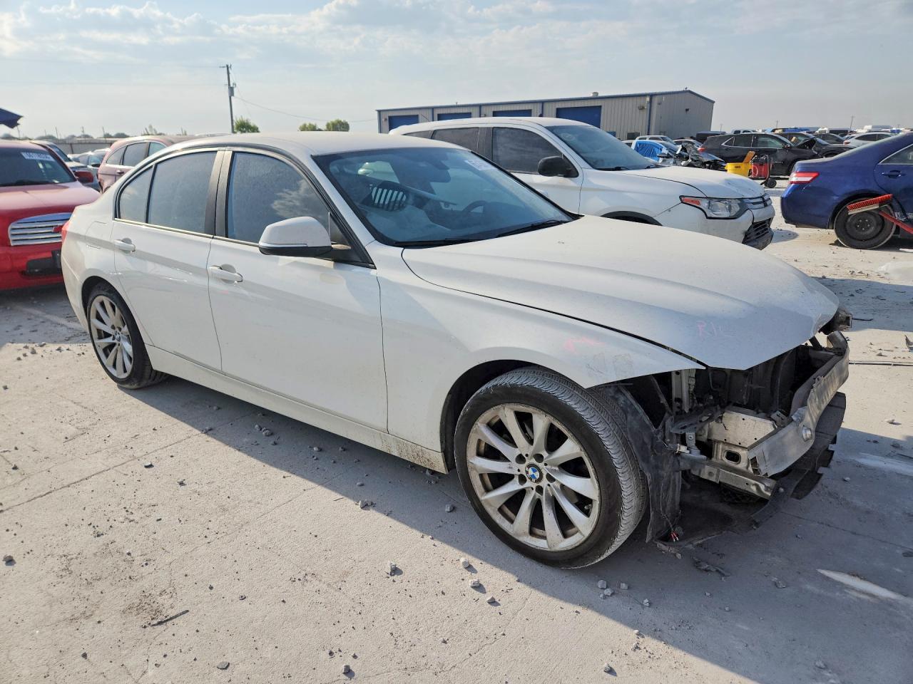 2018 BMW 320 I - zdjęcie 4