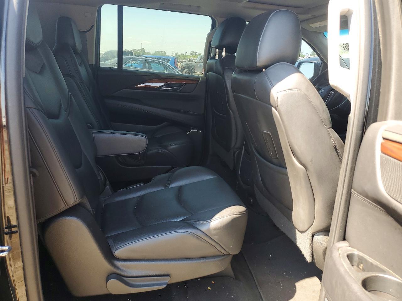2016 Cadillac Escalade Esv Luxury - zdjęcie 11