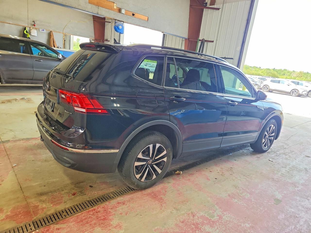 2023 Volkswagen Tiguan S - zdjęcie 3