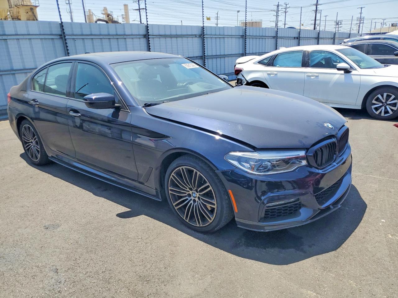 2018 BMW 530E - zdjęcie 4