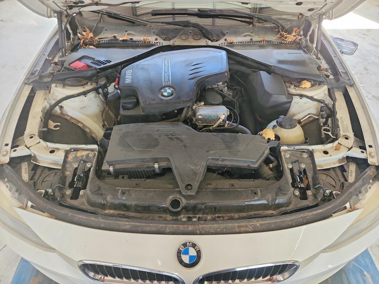 2014 BMW 328 I - zdjęcie 11