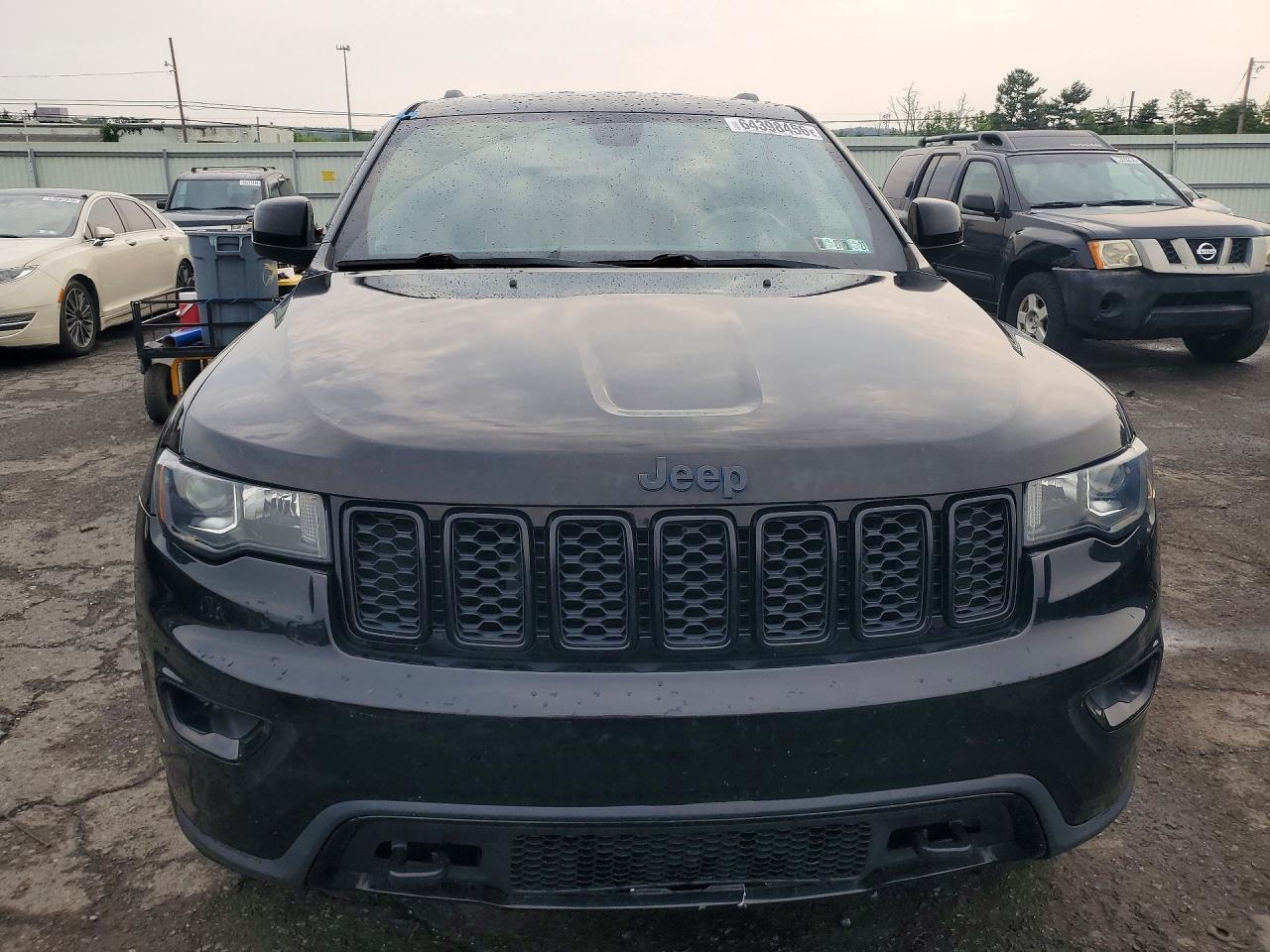 2019 Jeep Grand Cherokee Laredo - zdjęcie 5
