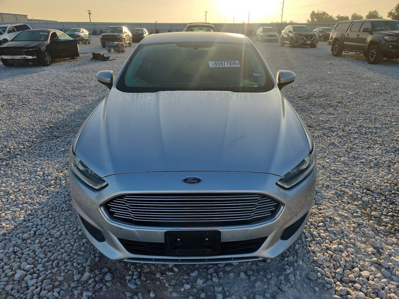 2015 Ford Fusion S - zdjęcie 5