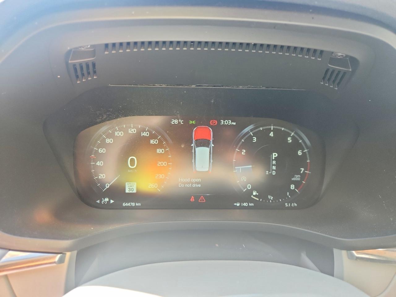 2018 Volvo Xc60 T6 Momentum - zdjęcie 9