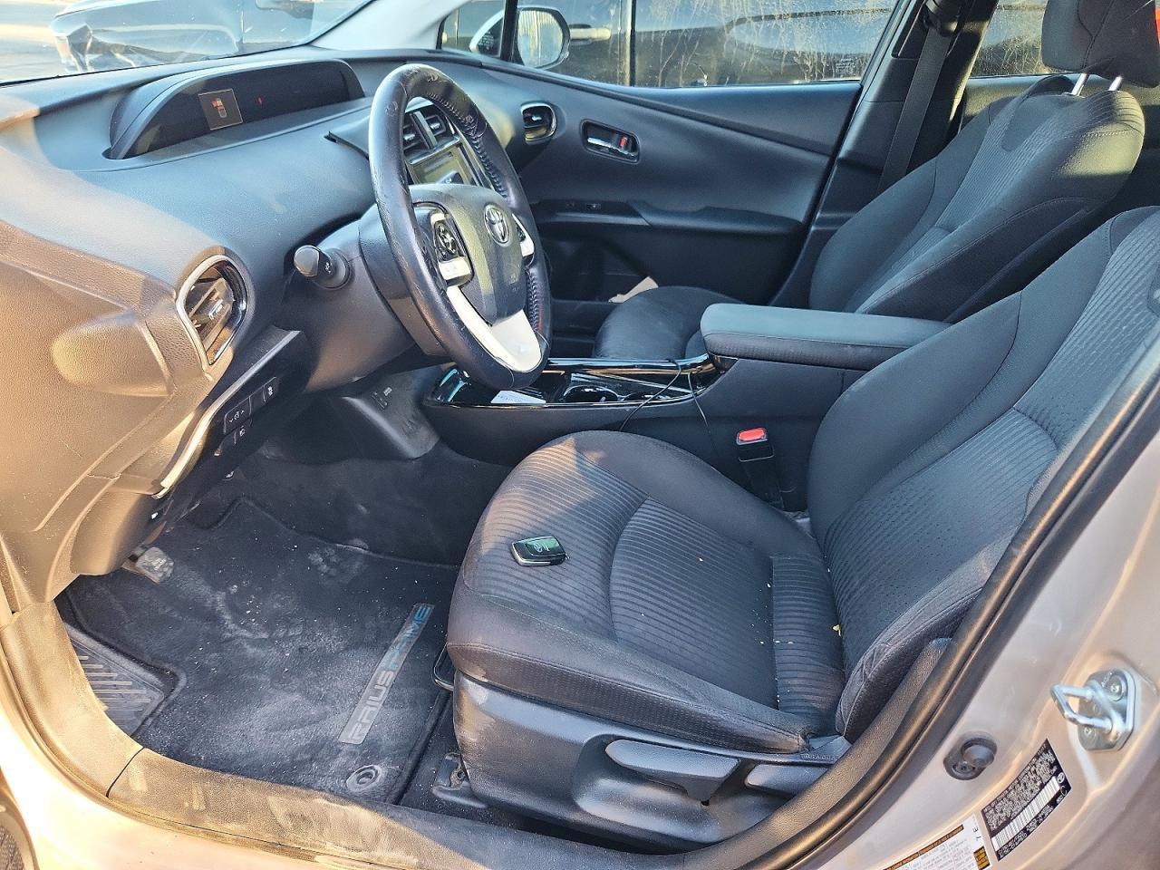 2017 Toyota Prius Prime - zdjęcie 7