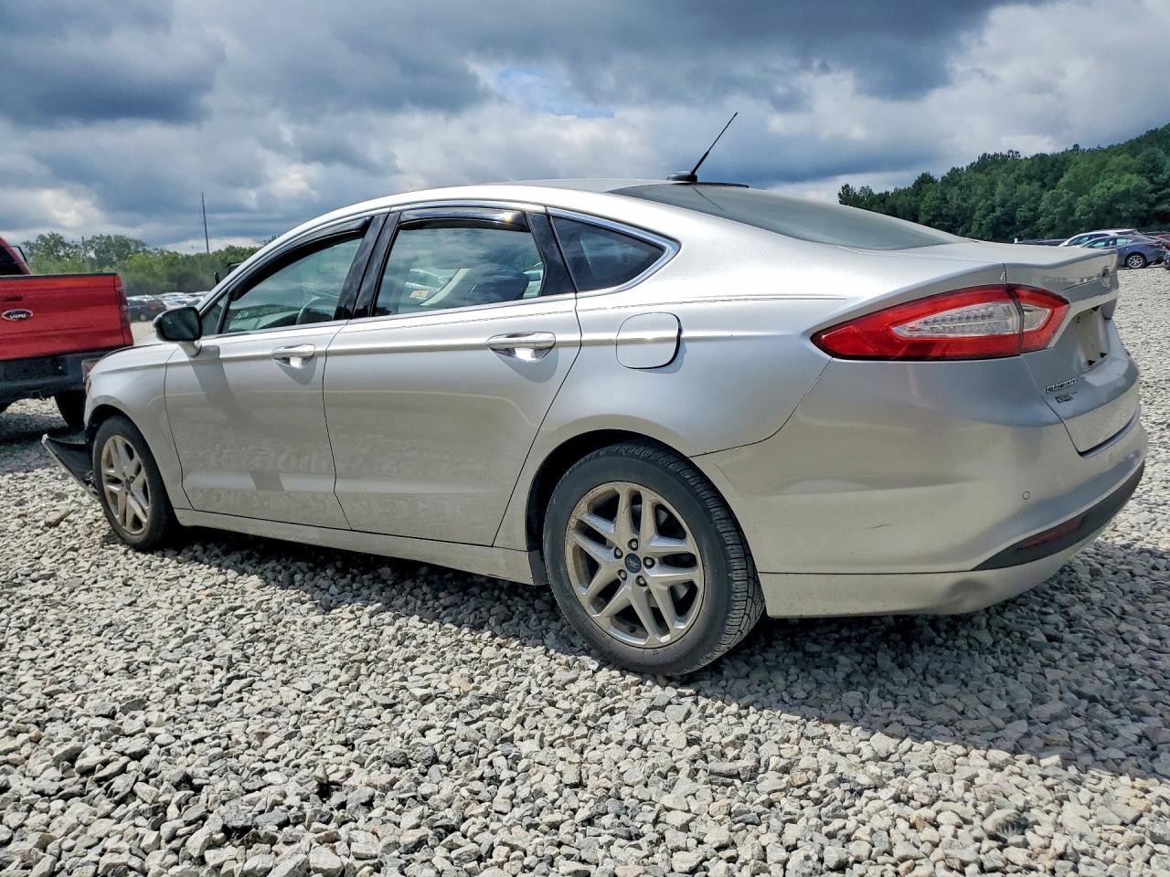 2015 Ford Fusion Se - zdjęcie 2