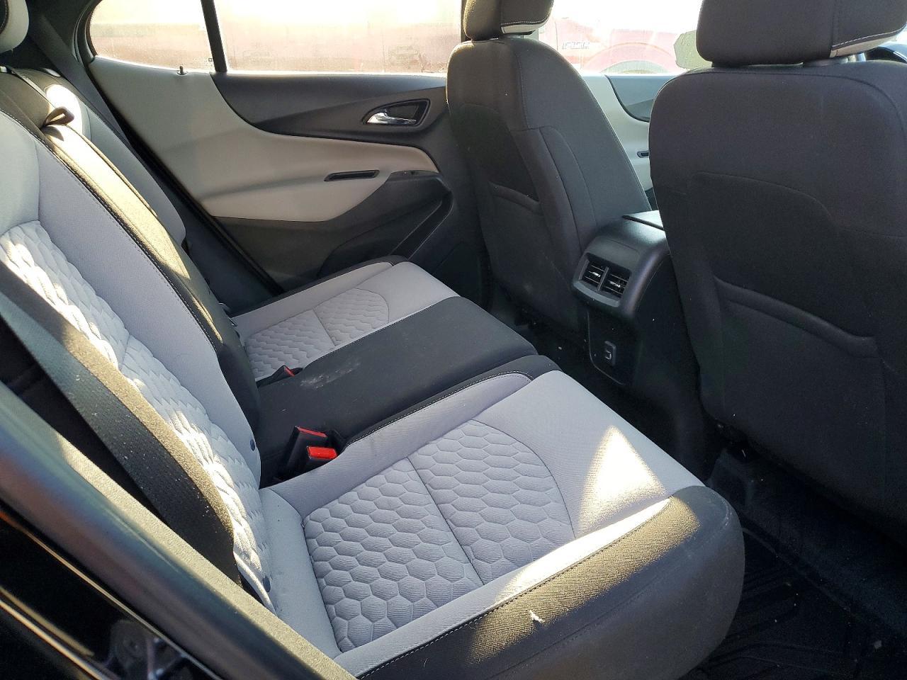 2020 Chevrolet Equinox Ls - zdjęcie 11