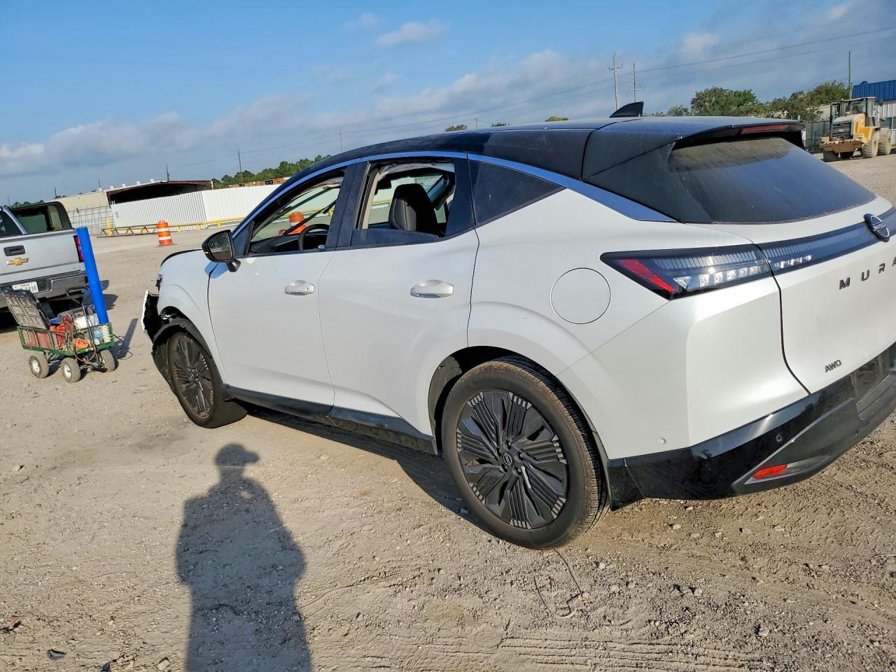 2025 Nissan Murano Platinum - zdjęcie 2